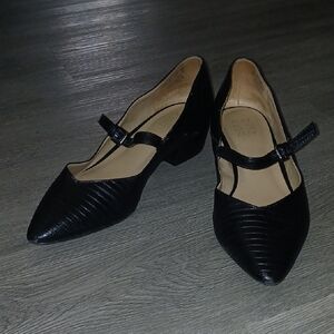 Naturalizer Florencia Black Mary Jane Pointed Toe Low Heel Pumps Sz 10W Wide EUC